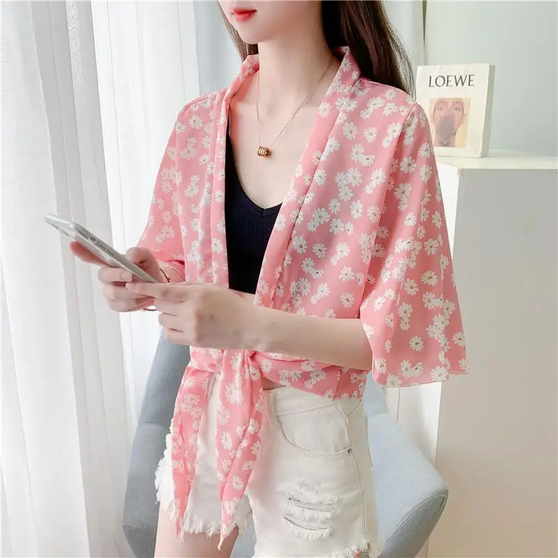 

2021 сезон: весна-лето шифон Цветочный принт куртка для женщин рубашки с короткими рукавами и свободные тонкое пальто женская верхняя одежда ...