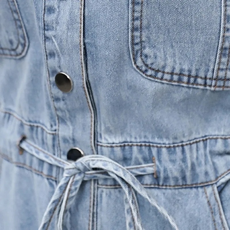 Женское джинсовое платье с коротким рукавом летнее модное до колена карманами на