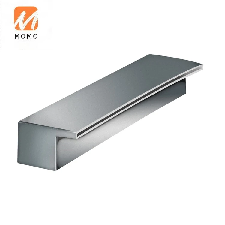 Садовый бассейн со спиллевидными каскадными водоемами и водопадами