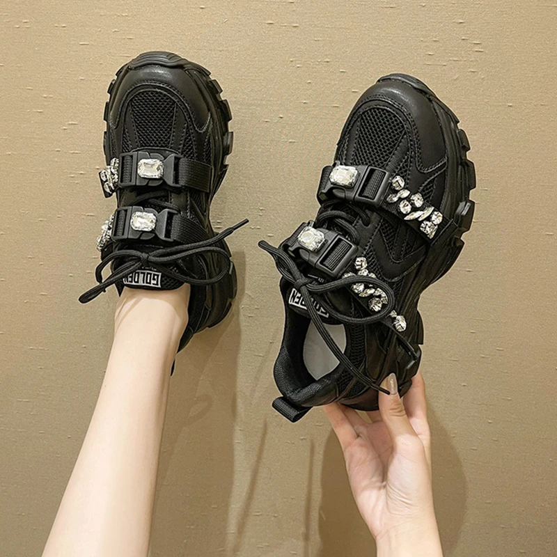 

Новинка Осень-зима 2021, черные женские ботинки со стразами и ремнем, Корейская версия женской спортивной и удобной обуви на липучке