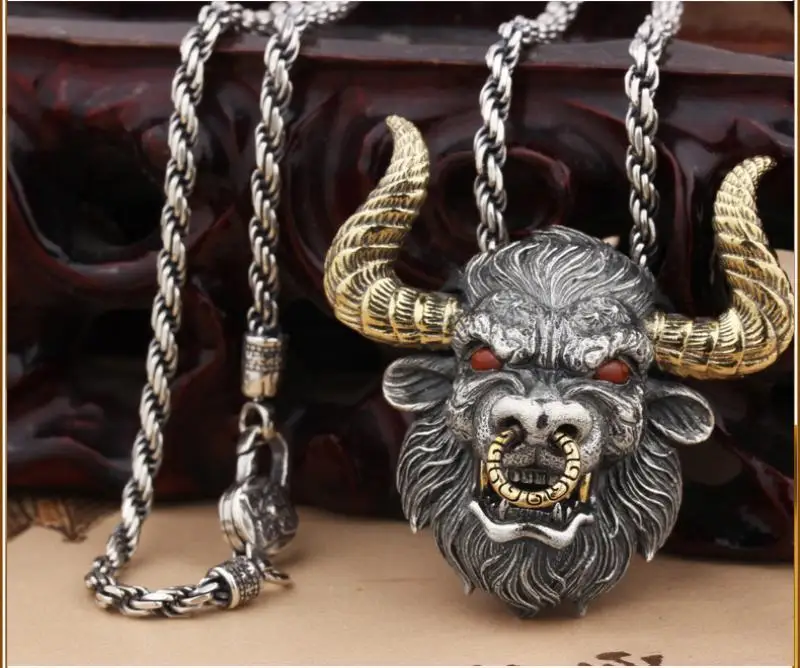 

New Men's Domineering Bull King Pendant Necklace Classic Retro Bull Devil Necklace Men's Fashion Punk Motorcycle Necklace