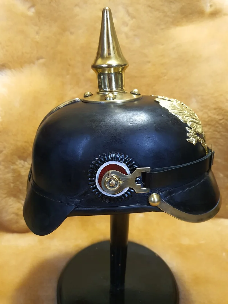 World War I German Prussian Helmet Leather Retro Helmets Wearable mask decorative cosplay prop