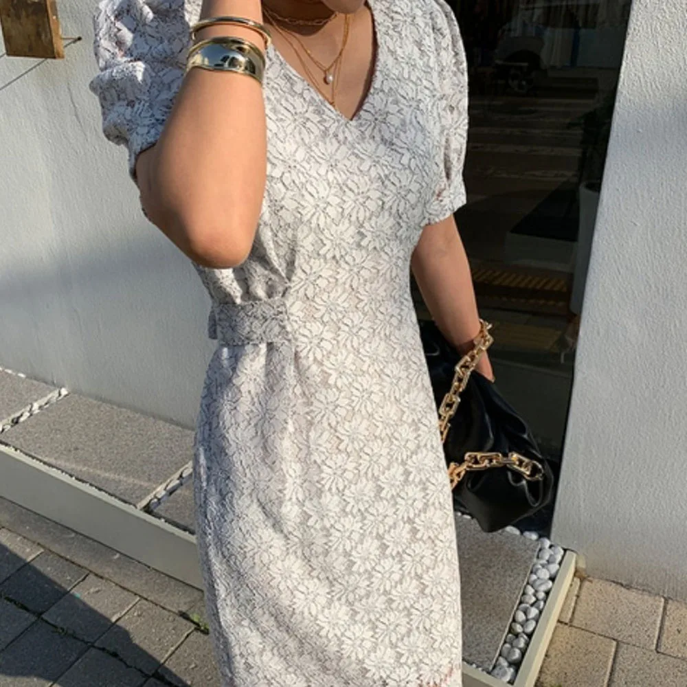 

Korean Fashion 2021 Summer Japan Style Ladies Dress Temperament Elegant Lace Elegant Solid Color V-neck V-neck