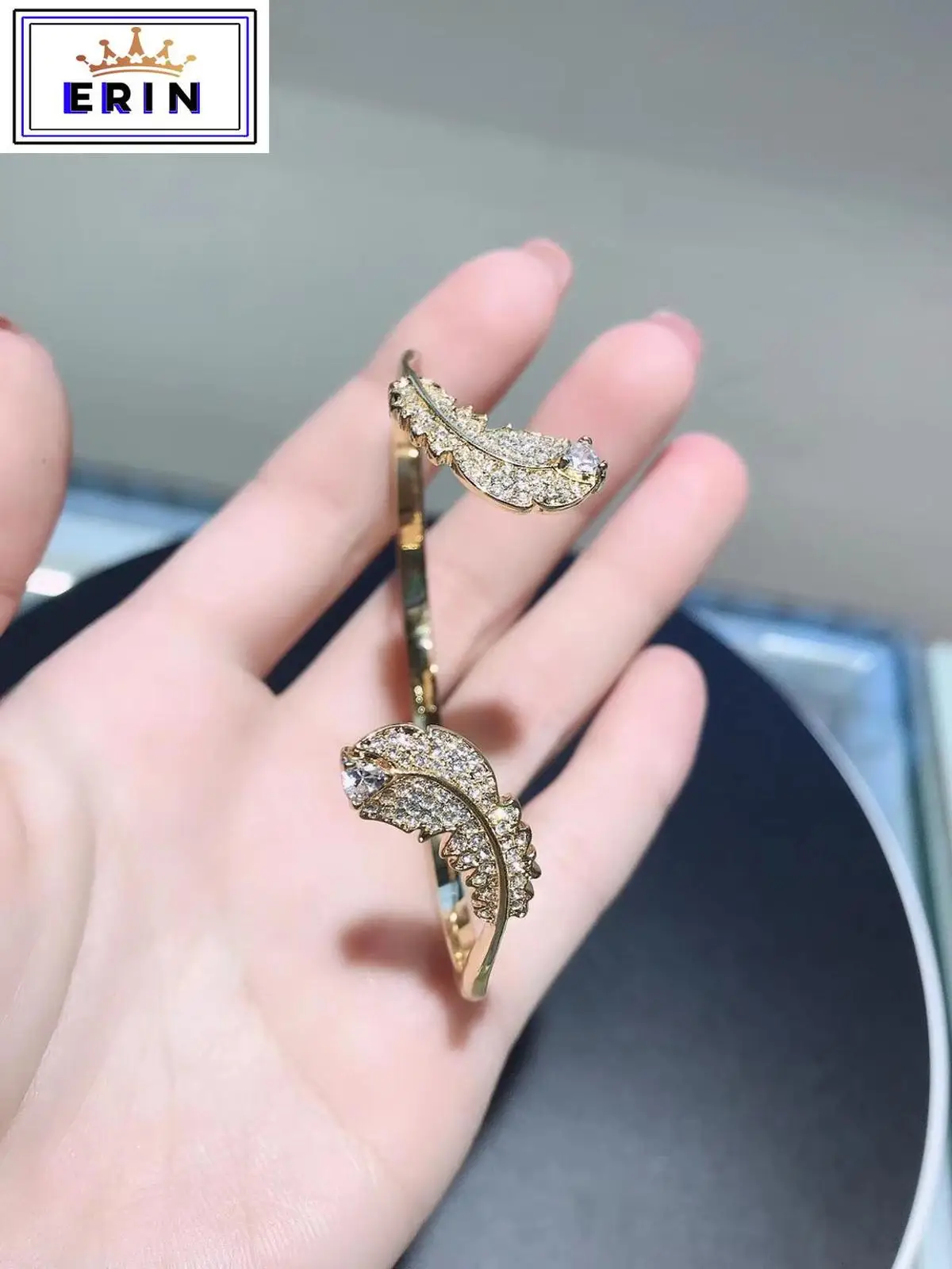 

ERIN High quality SWA feather lucky women's Bracelet