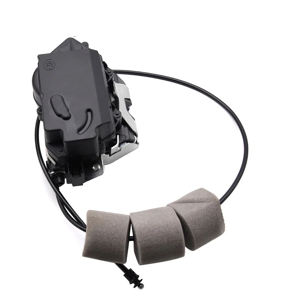 

1647400500,1647400635 A1647400635 for W164 W251 R251 Tailgate