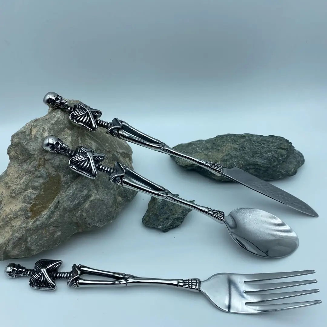 stainless steel skull men fork and spoon jewelry accessories personality fashion charm unique titanium for dinner tool as gift | Украшения