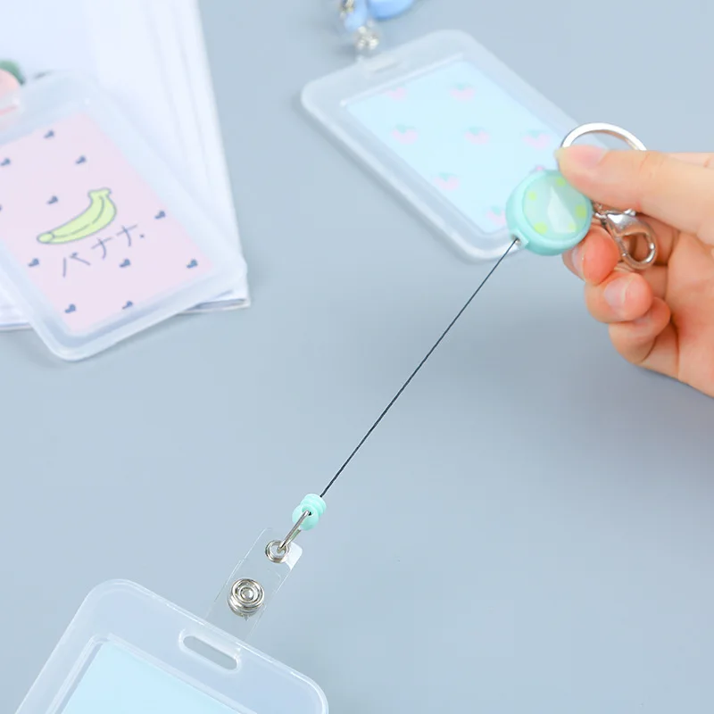 Милая кошка удостоверение личности выдвижной Бейдж держатель для карт