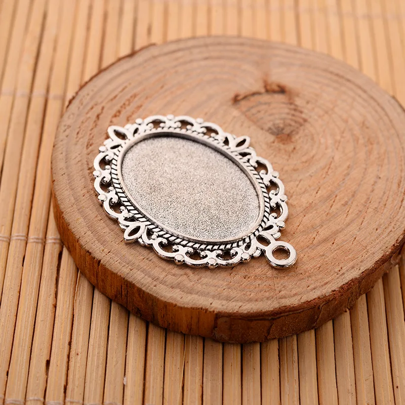 

20pcs 18*25mm Vintage Antique Silver Alloy Round Cabochon Base fit Glass Cabochon for DIY Jewelry Making Blank Pendant Settings