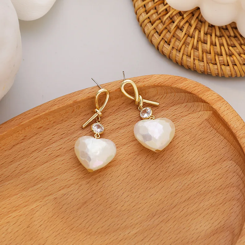 

Sweety Temperature Simple Style Love heart Earrings Knotted Hanging Dangle Simulated Pearl Of Corazn Aretes De Mujer Kolczyki