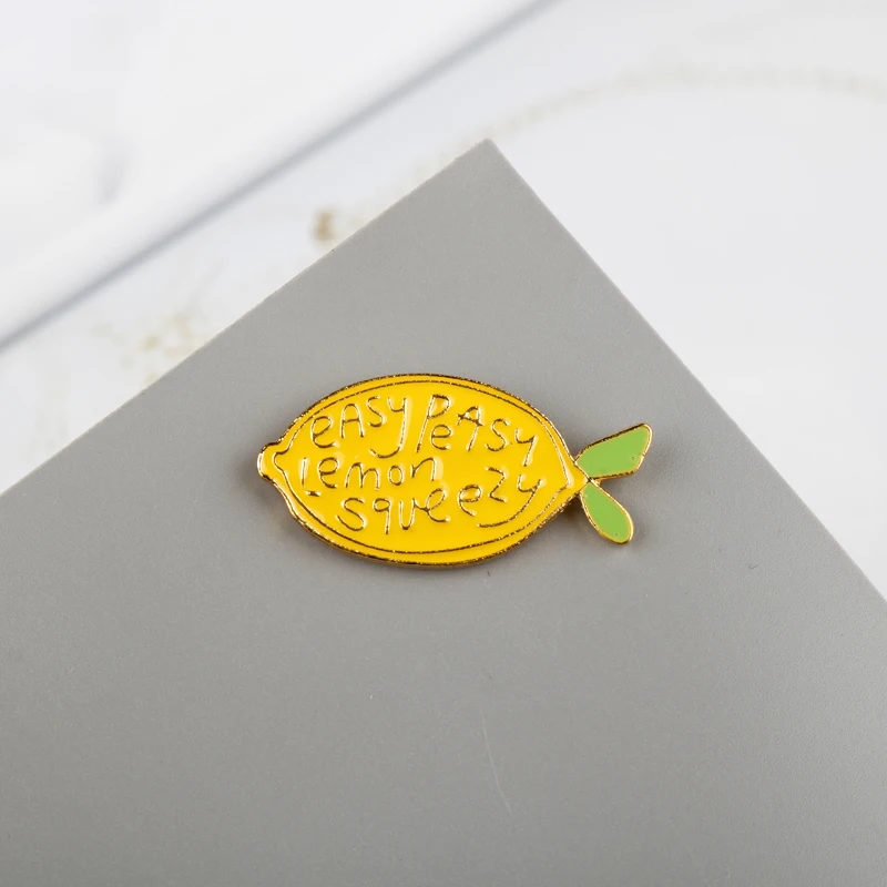 Мультяшные эмалевые Броши Easy Peasy лимонная выжималка Супер милые яркие желтые
