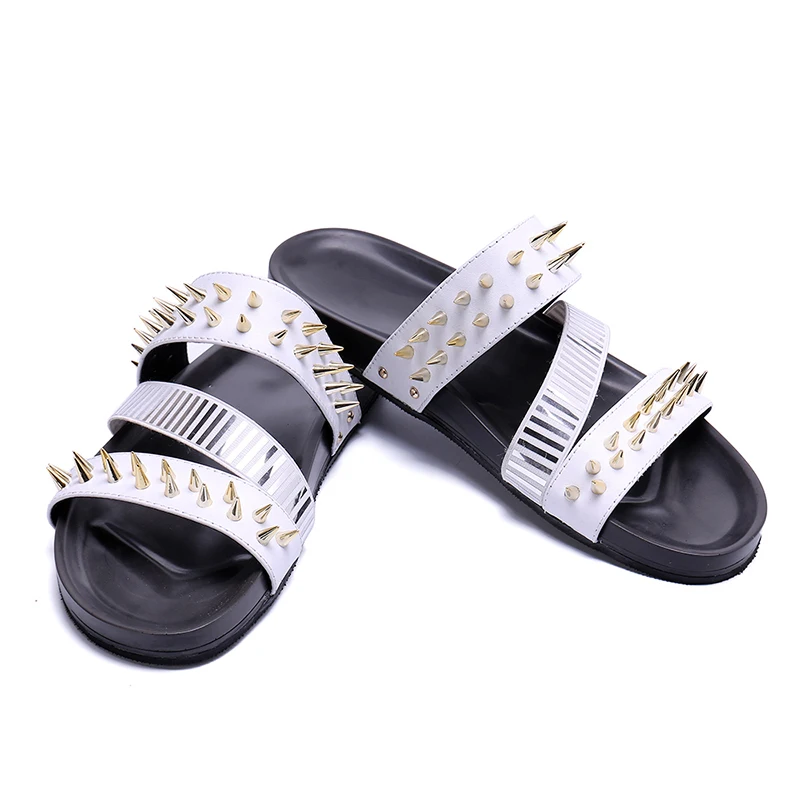 Белые сандалии с заклепками модные мужские из натуральной кожи открытым носком в