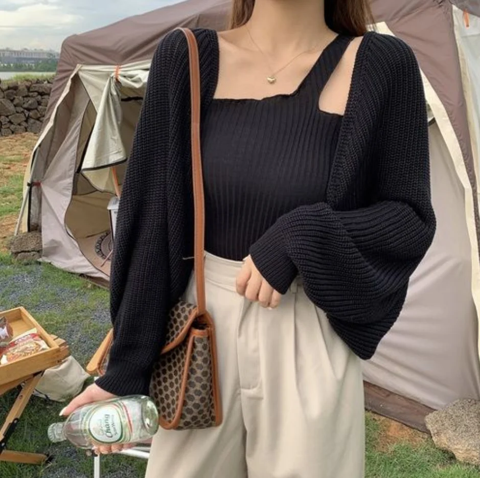 

2021 Women Loose Knitting Lantern Sleeve Cardigan Sunscreen Top