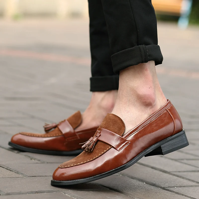 Бренд Сезон весна-осень Мужские туфли с кисточками из замши высокого качества