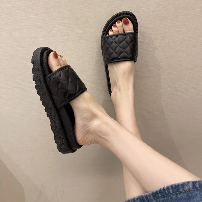 

Flat Shoes Female Slippers Soft Slipers Women Luxury Slides Low Platform Comfort 2021 Summer Designer Rome PU Casual Rubber Conc