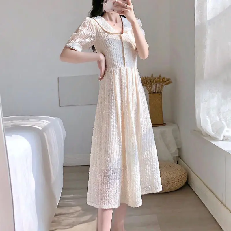 

2021 summer new style Platycodon grandiflorum retro temperament A-line skirt shows thin fairy super fairy small fragrance dress