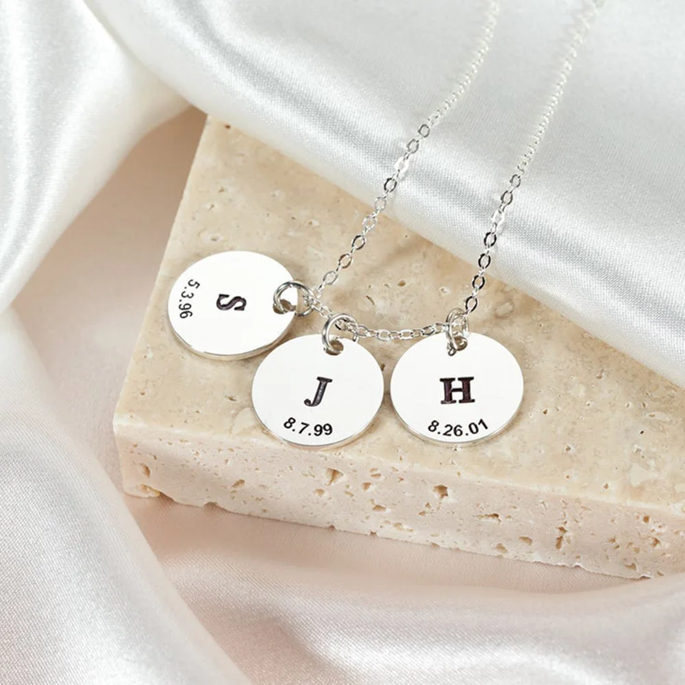 

HUHUI Custom Mutilple Initial A-Z Letters Necklace Personlized Coin Pendant Stainless Steel Charm Choker Women Jewelry Best Gift