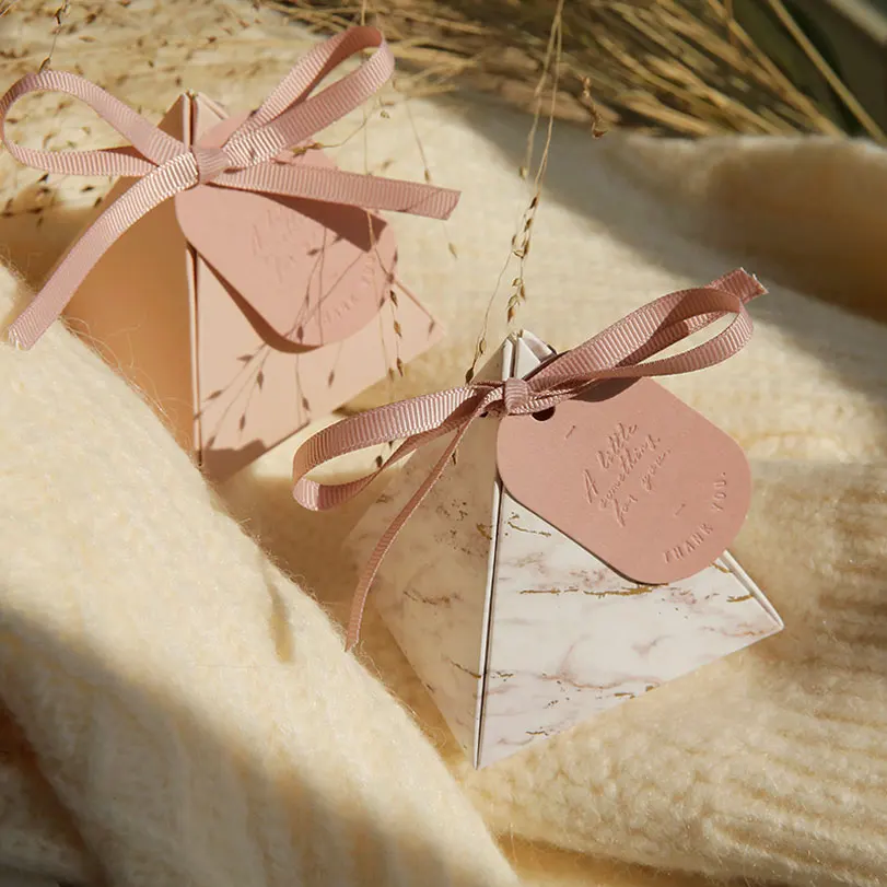 

New Style Triangular Pyramid Marble Candy Box Wedding Favors and Gifts Boxes Chocolate Box Giveaways Boxes Party Supplies