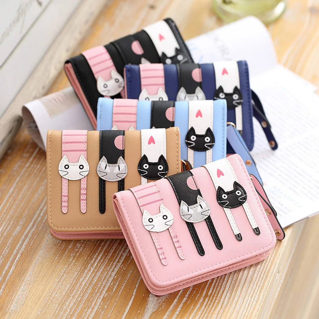 Модный кожаный кошелек в сдержанном стиле милый для монет мягкий с поверхностью