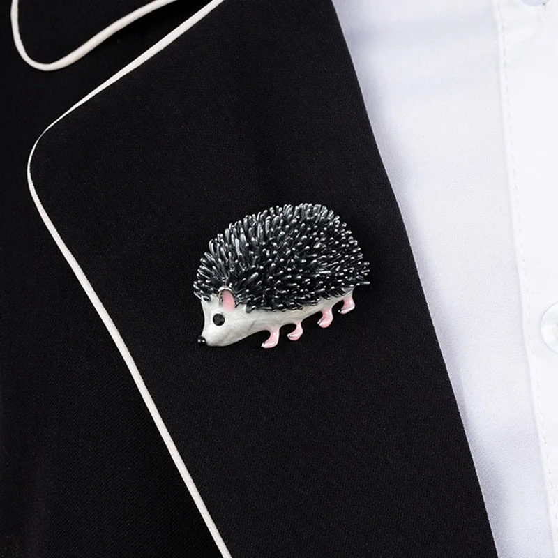 Новый черной эмалью броши в виде ежа дикобраз Pin Детское пальто для сумки бейджи