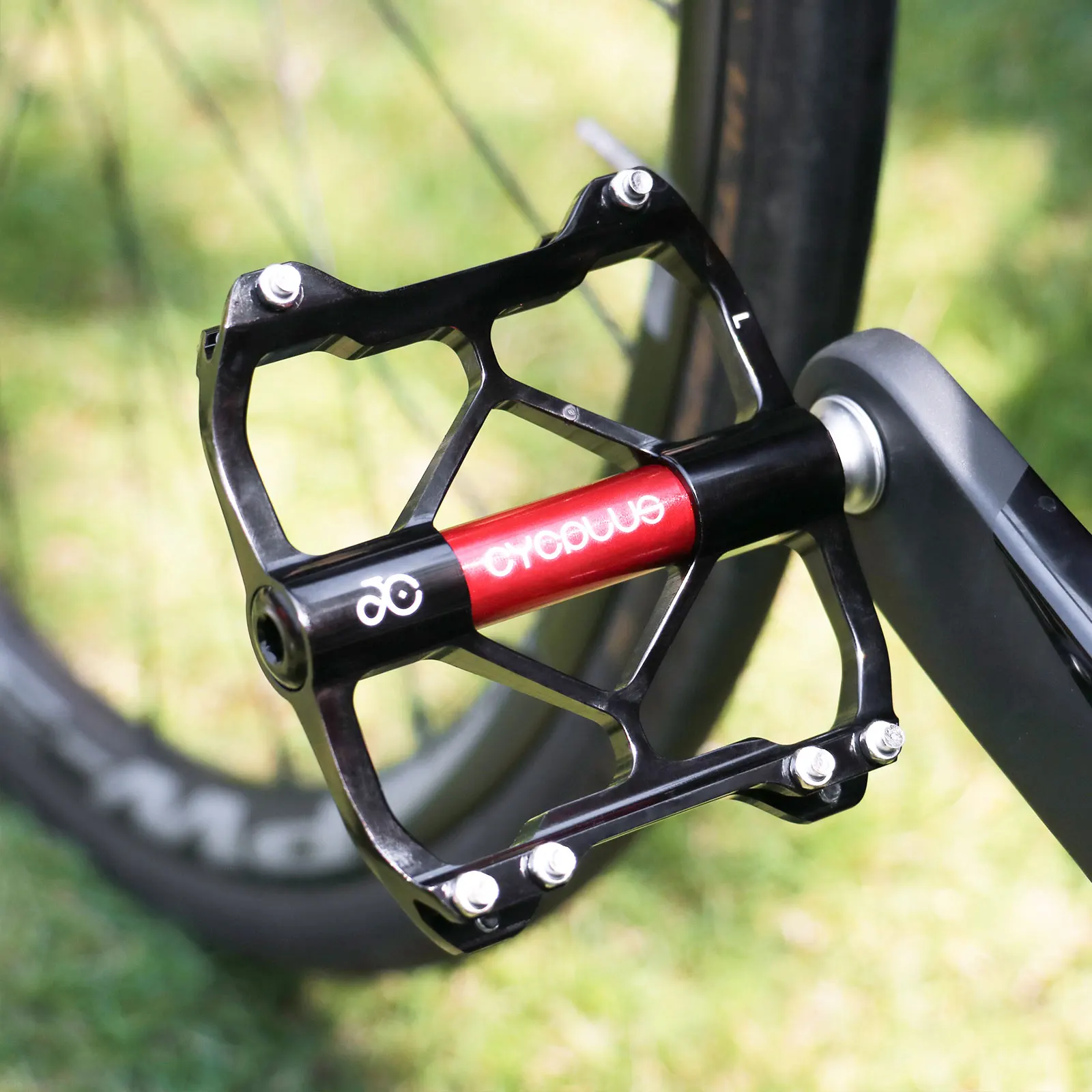 

CYCPLUS Bike Pedals Mountain Bike 3 Bearings vtt Accessoire Bicycle Parts Pedales Bicicleta MTB Accessories