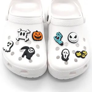 1pcs Horror Style Shoe Charms Funny Halloween DIY Skeleton Shoe Aceessories Fit Sandals Buckle PVC U