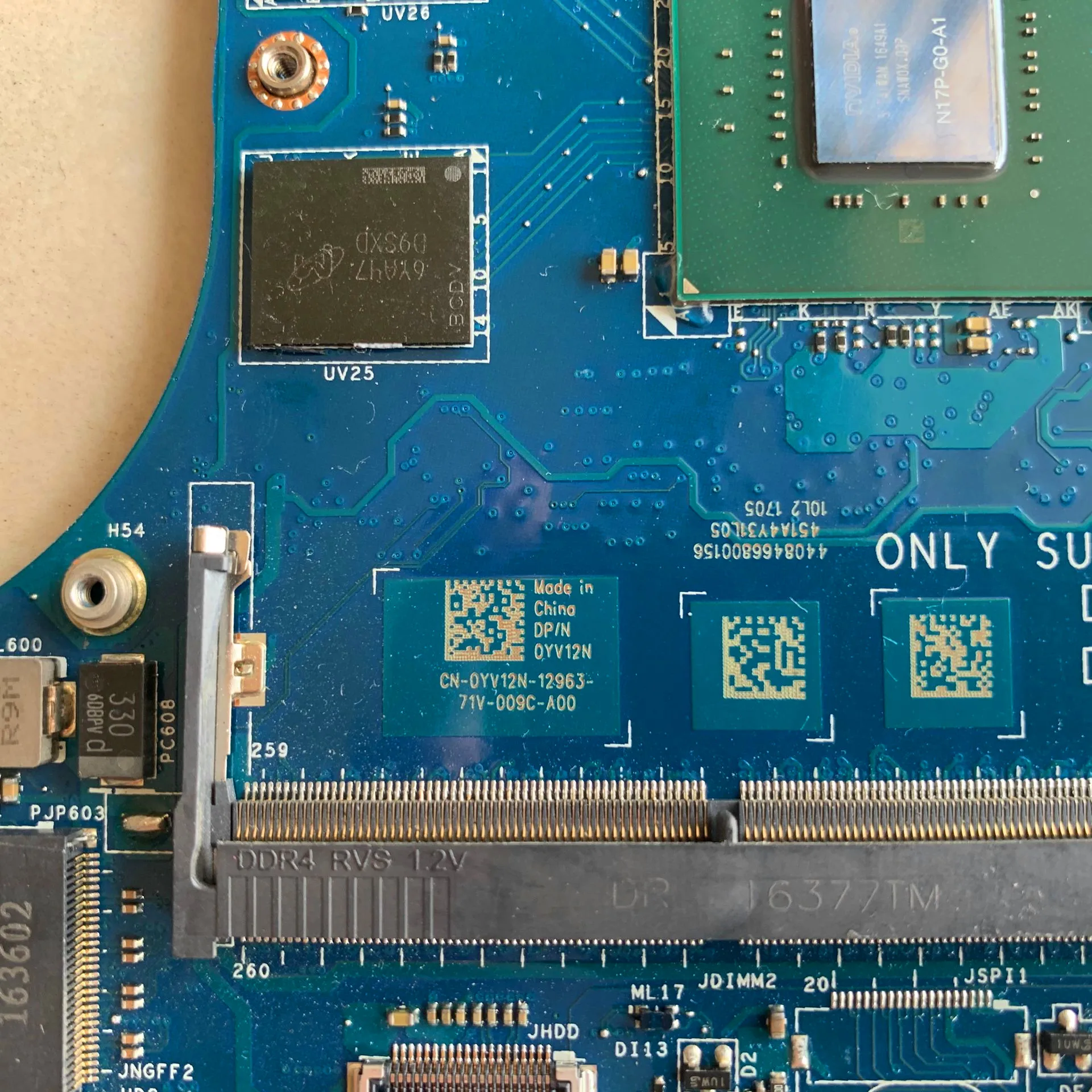 Günstig Laptop Motherboard FÜR Dell XPS 15 9560 CAM00/01 LA-E331P Mainboard CN-0YV12N Mit SR32S I5-7300HQ GTX1050 4GB 100% Vollständig Getestet