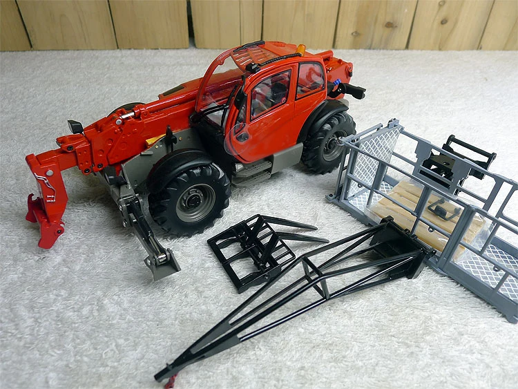 

Special Offer fine 1:32 001541 MT 1840 Long Arm High Altitude Engineering Vehicle Agricultural Vehicle Model Alloy