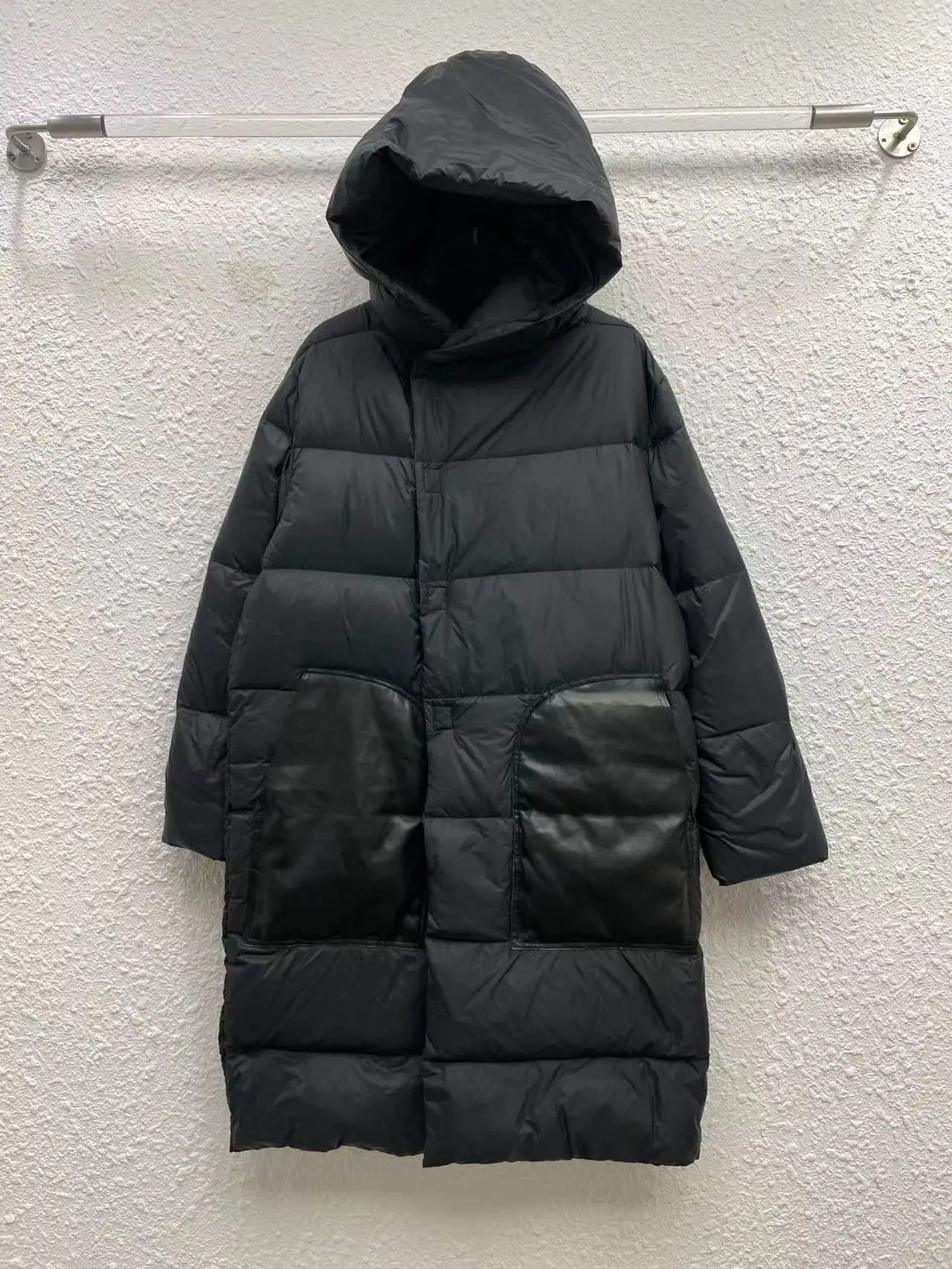 

Runway Designer Winter Turn down Collar Long Down Coat Casual Single Breasted Color Patchwork White duck Down Jacket 2021