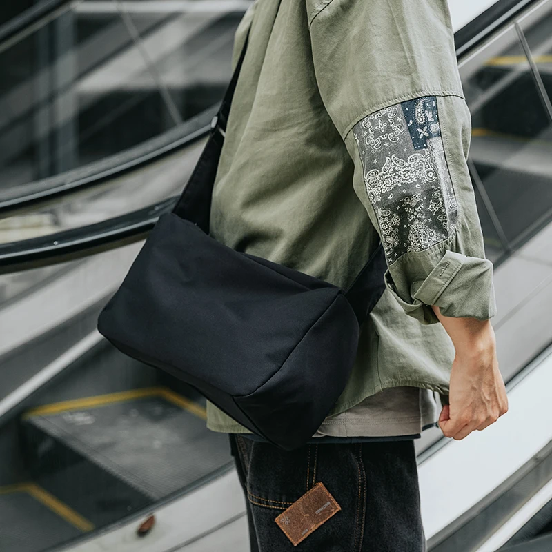 

Men Messenger Shoulder Bag Waterproof Multifunction Anti-theft High Capacity Outdoor Sport Daily Picnic Short Trip Oxford Pack