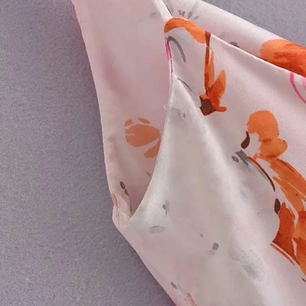 

XEAXY 2021 Summer Women Vintage Beach style Flower Print Satin Backless Dress Female Fashion Party Casual Slim Sling Mini Dress