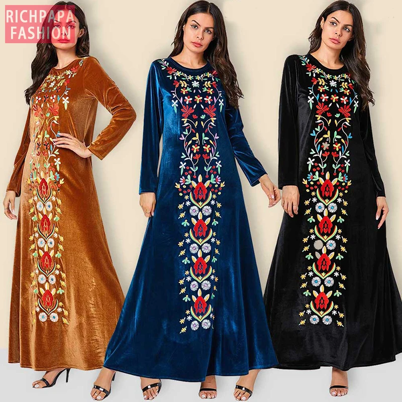 Женское зимнее длинное бархатное платье с вышивкой | Женская одежда