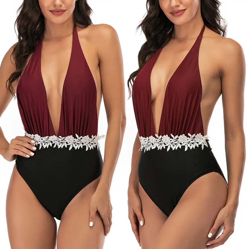 Женский летний купальник с глубоким вырезом и открытой спиной