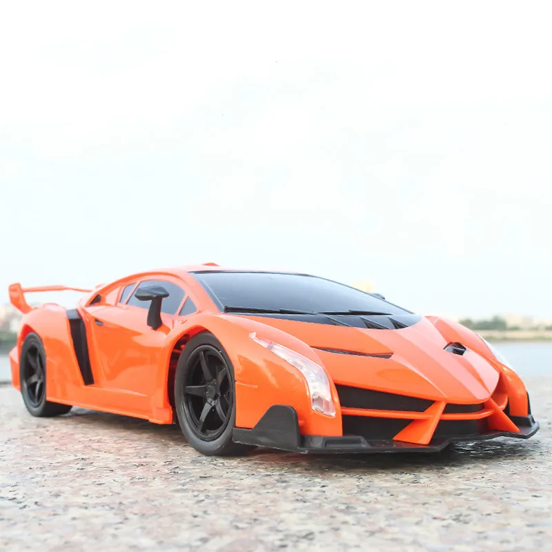 Трансформирующийся радиоуправляемый робот-трансформер Bugatti Rambo Игрушечная