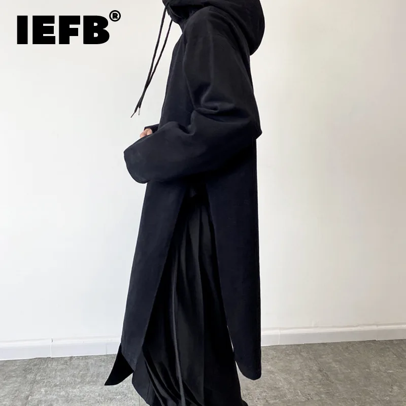 

Модный мужской пуловер IEFB с разрезом сбоку, новинка, Свободное пальто с капюшоном и кулиской, длинный рукав, свитшот, мужская мода, Осень-зим...