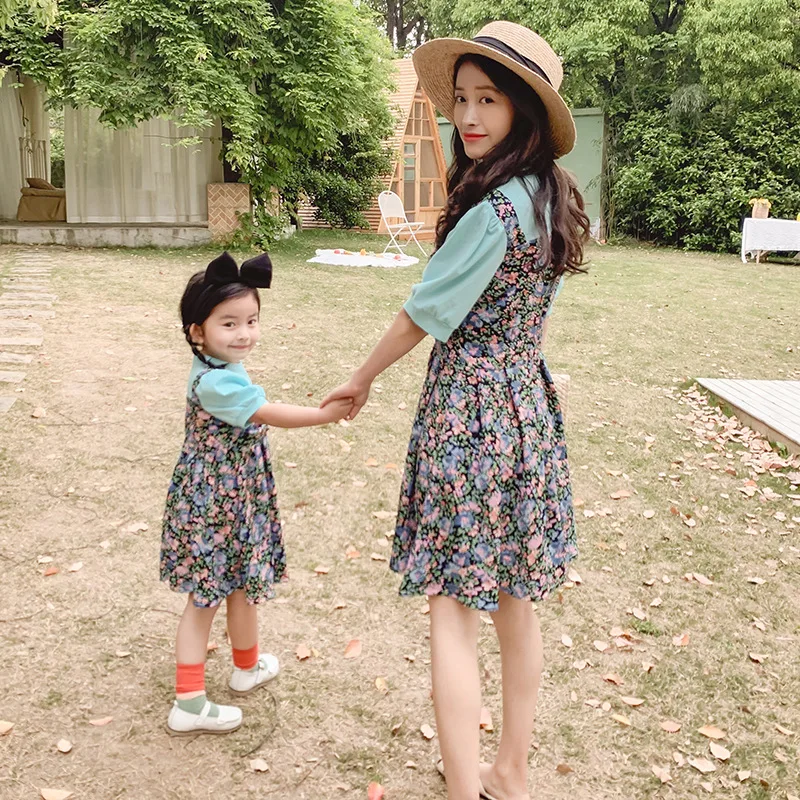 

2021 new girl loose dress western floral Parent-child wear mother and daughter fake two-piece summer style short-sleeved T-shirt