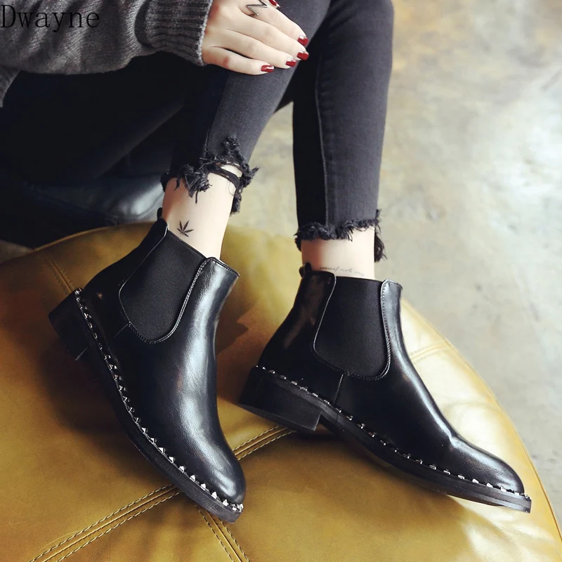 Женские ботинки сезона осень-зима 2019 черные мартинсы Женская британская