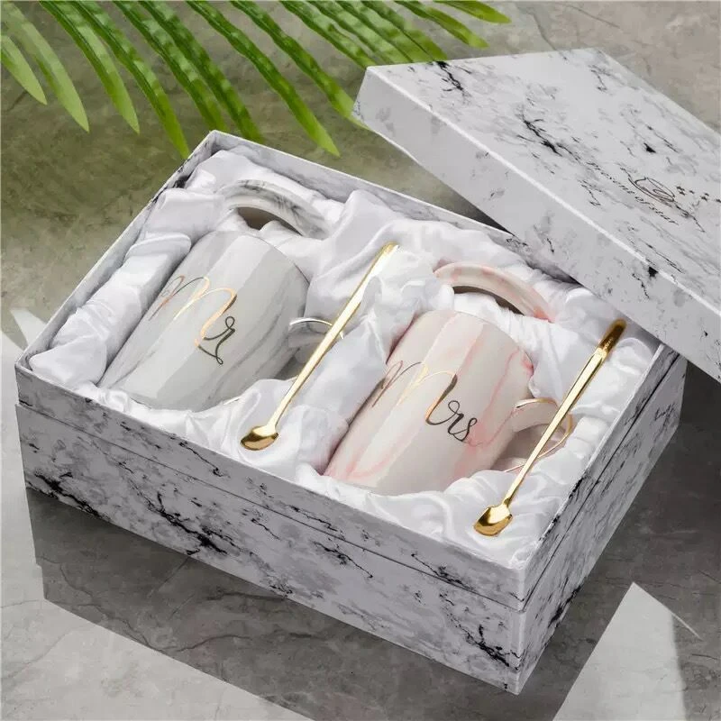 2pcs Простая парная чашка и кружка с фламинго, Подарочная коробка, керамическая кофейная кружка с мраморным узором, домашняя посуда для напитков, подарок для влюбленных, свадебный подарок, Caneca - Цвет: 2pcs