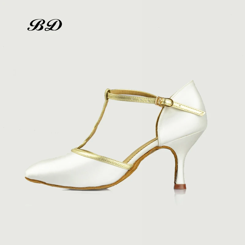 Женские туфли для танцев BD белые высококачественные атласные современных на