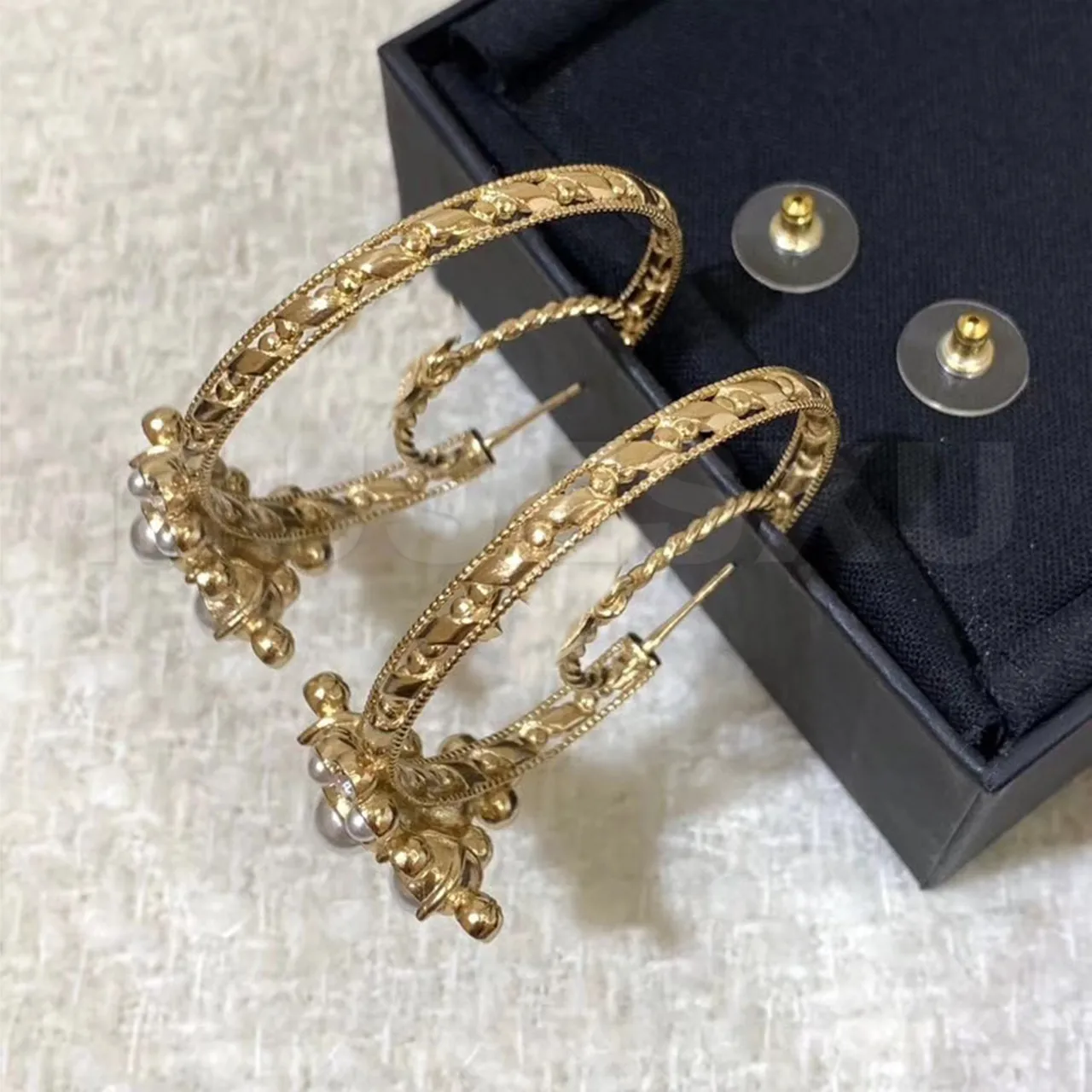 Ювелирные изделия Новые 2020 инкрустированная жемчужными и просвечивающие лунные