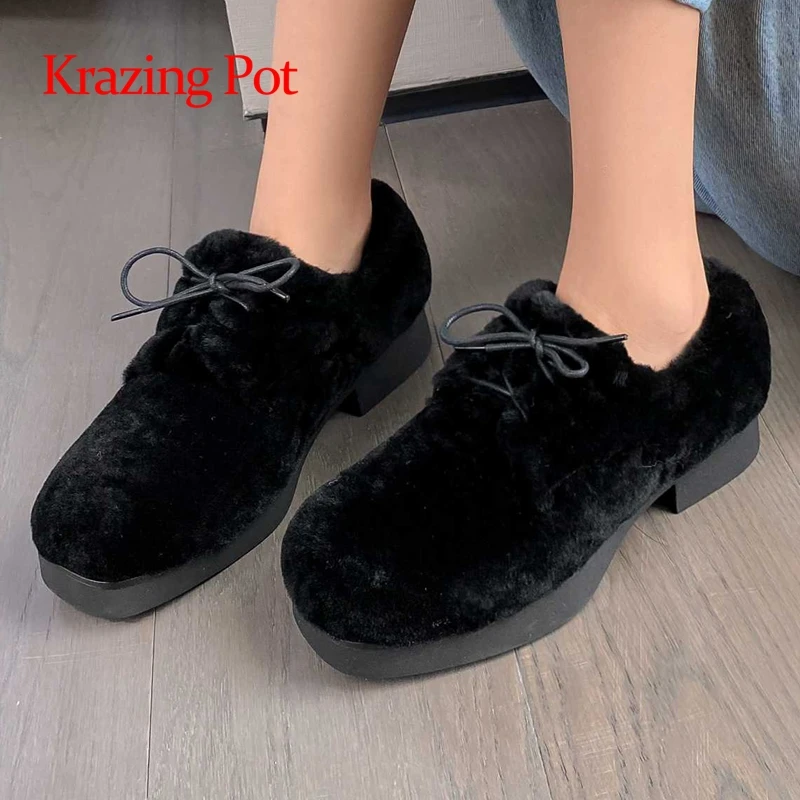 

Женские туфли-лодочки на среднем каблуке, с круглым носком