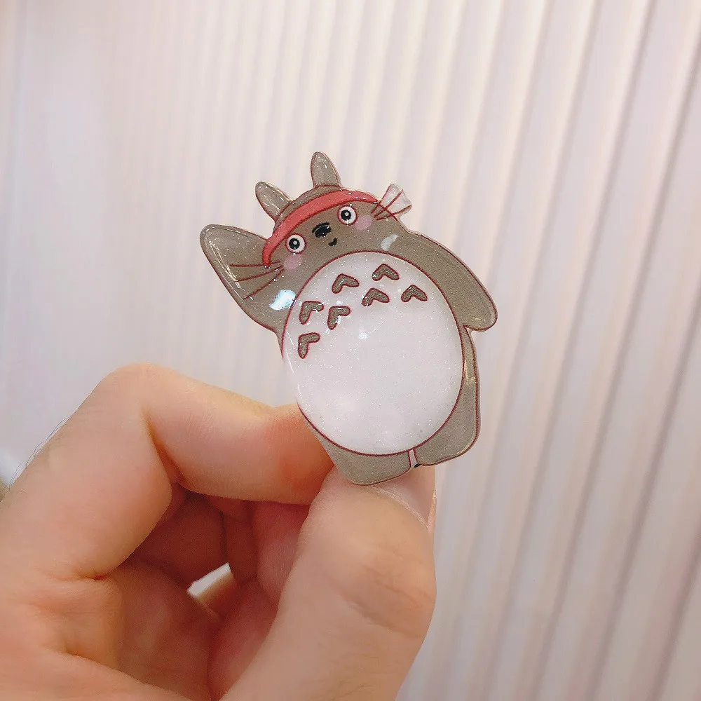 2 шт. случайный футболки с принтом из аниме Мой сосед Тоторо акриловые заколки для