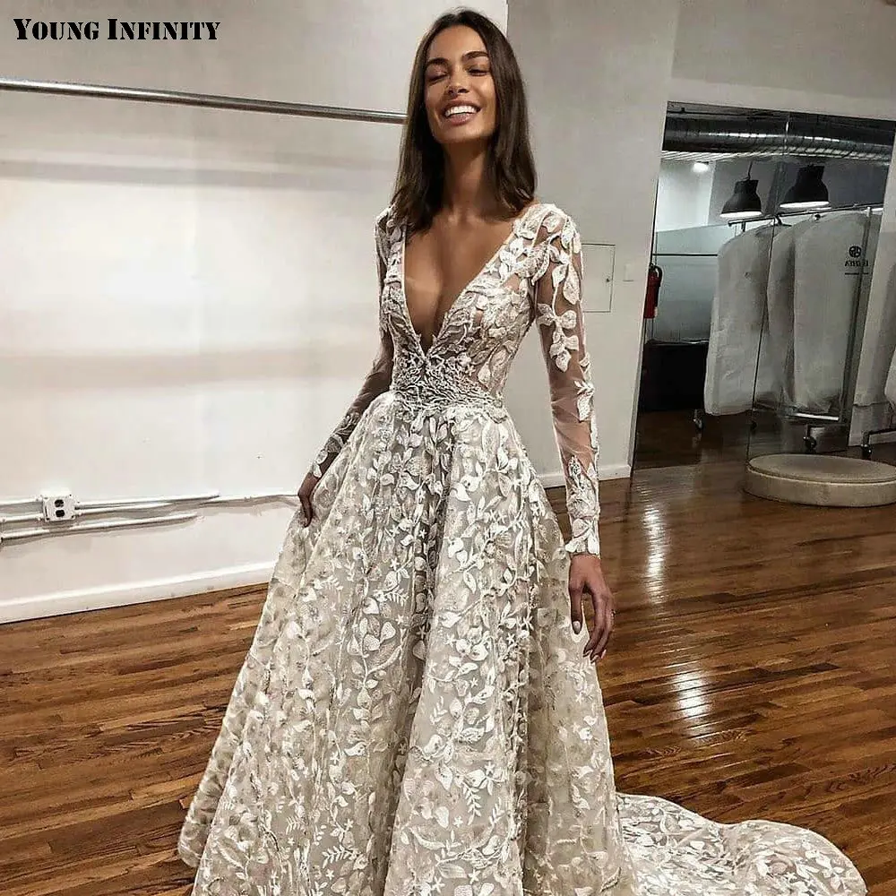 New Style A-Line White Sexy Wedding Dress Deep V-Neck Elegant Bride Dress 2020 Plus Size Romantic Lace Backless Bride Dress