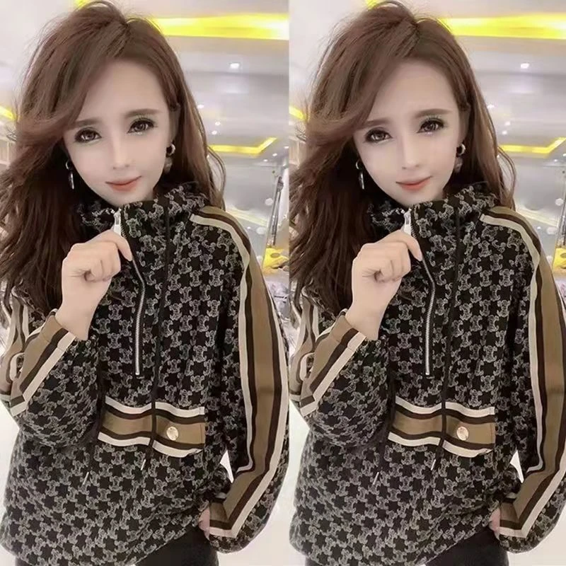 

2021 autumn clothing new hoodie Patchwork Stripe Printing drawstring loose version of the female fashion Hoodie