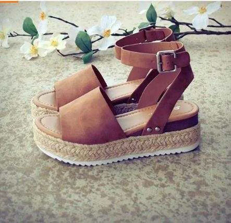 2020 летние женские туфли на танкетке с открытым носком Женские платформе пряжкой