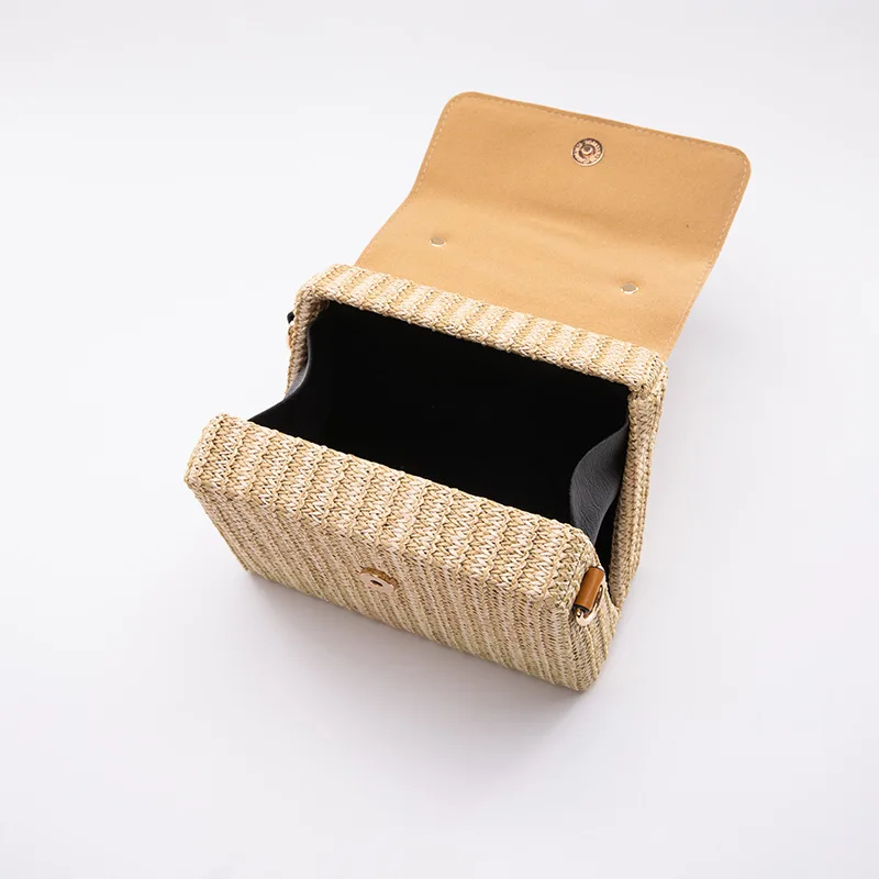 

Bohemian Tassel Box Straw Bag Wicker Woven Women Handbags Rattan Shoulder Crossbody Bags Summer Casual Beach Small Purses 2021