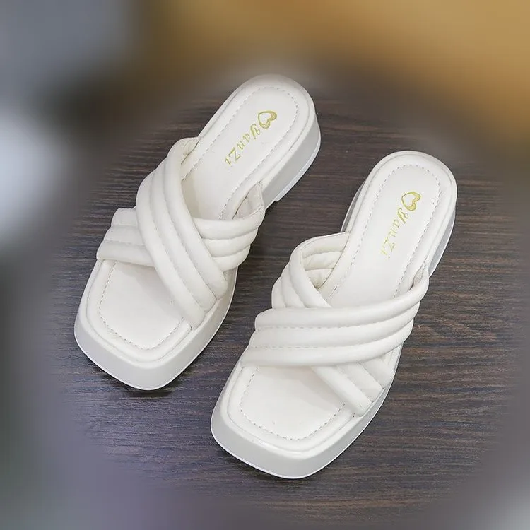 

Low Slippers Casual Women's Shoes With Platform Slides Pantofle Luxury 2021 Summer Rome Basic Fashion Rubber PU Round Toe Patent