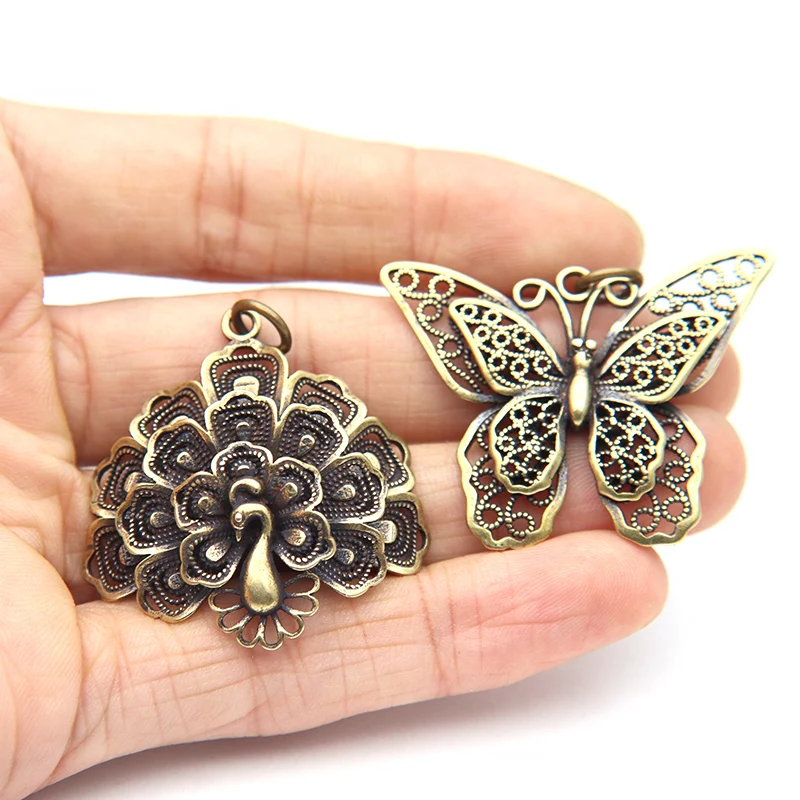 Брелок для ключей в ретро стиле латунный ажурный брелок форме бабочки