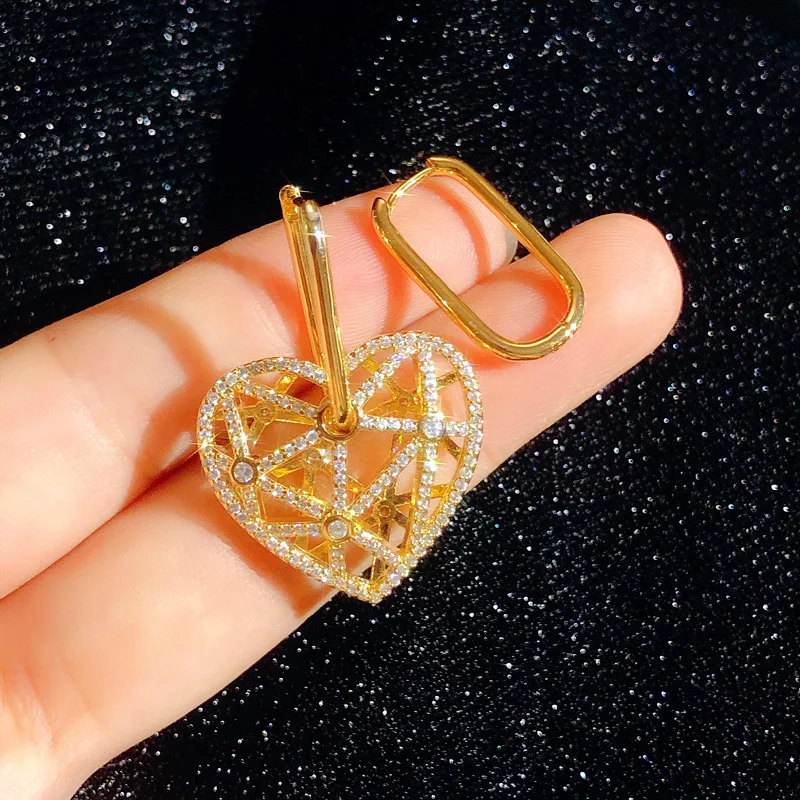 

Love Earrings Women's S925 Silver Needle Hollow Asymmetric Three-Dimensional Hearts Simple Personality Earrings Niche Fashion