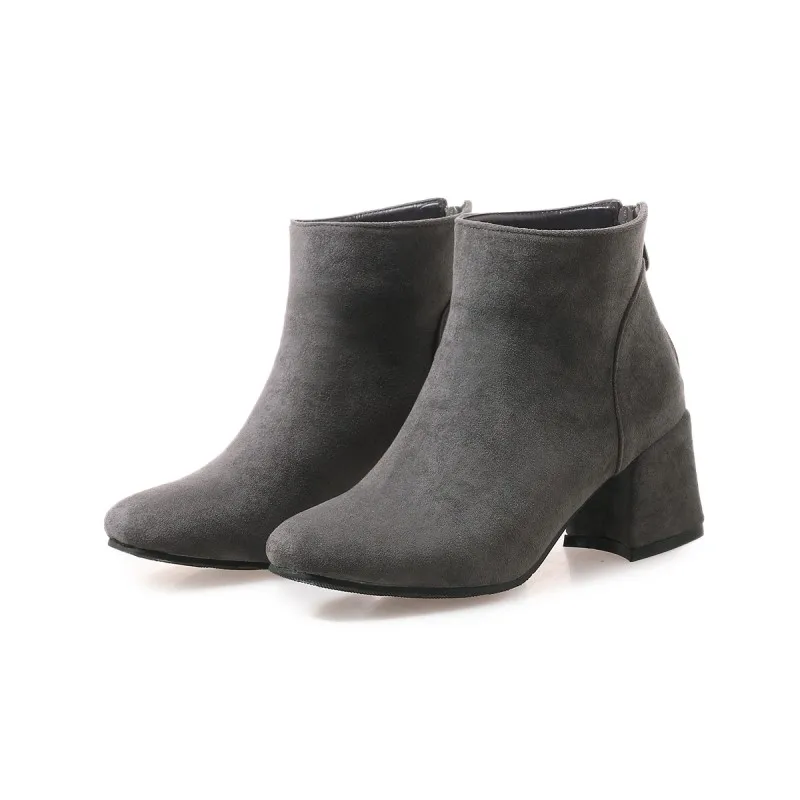 Ботинки мартинсы большого размера на среднем толстом каблуке ботильоны короткие