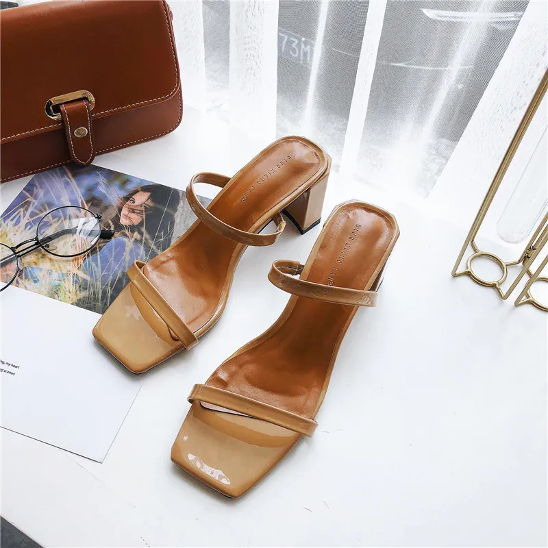 Slip On Square Heel Women Slipper Summer Outdoor Trendy Comfortable Women Sandals Thin Strap Women Slipper Elegant Women Shoe